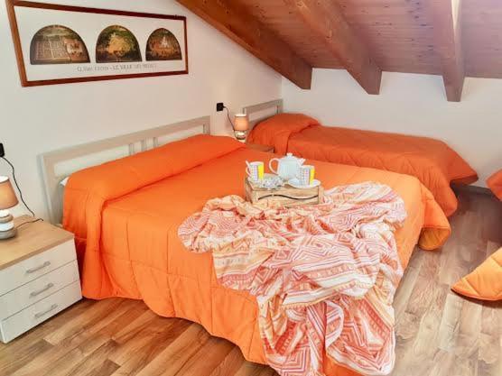 Casa Vacanza Zaira & Claudio Pianello Del Lario Exteriör bild